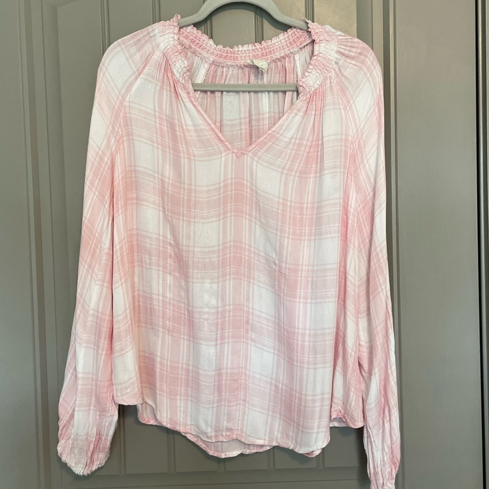 Francesca’s Pink and White Top